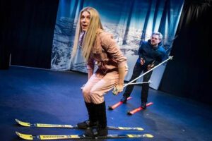 Gwyneth goes skiing 1200 x 800