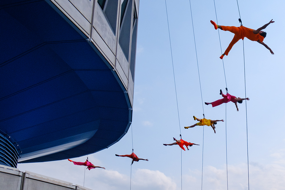 Bandaloop 1200 x 800